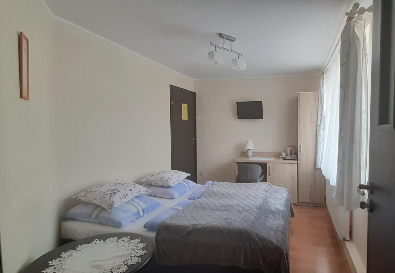Bartek Dom Goscinny Ujście-Darłowskie Dış mekan fotoğraf